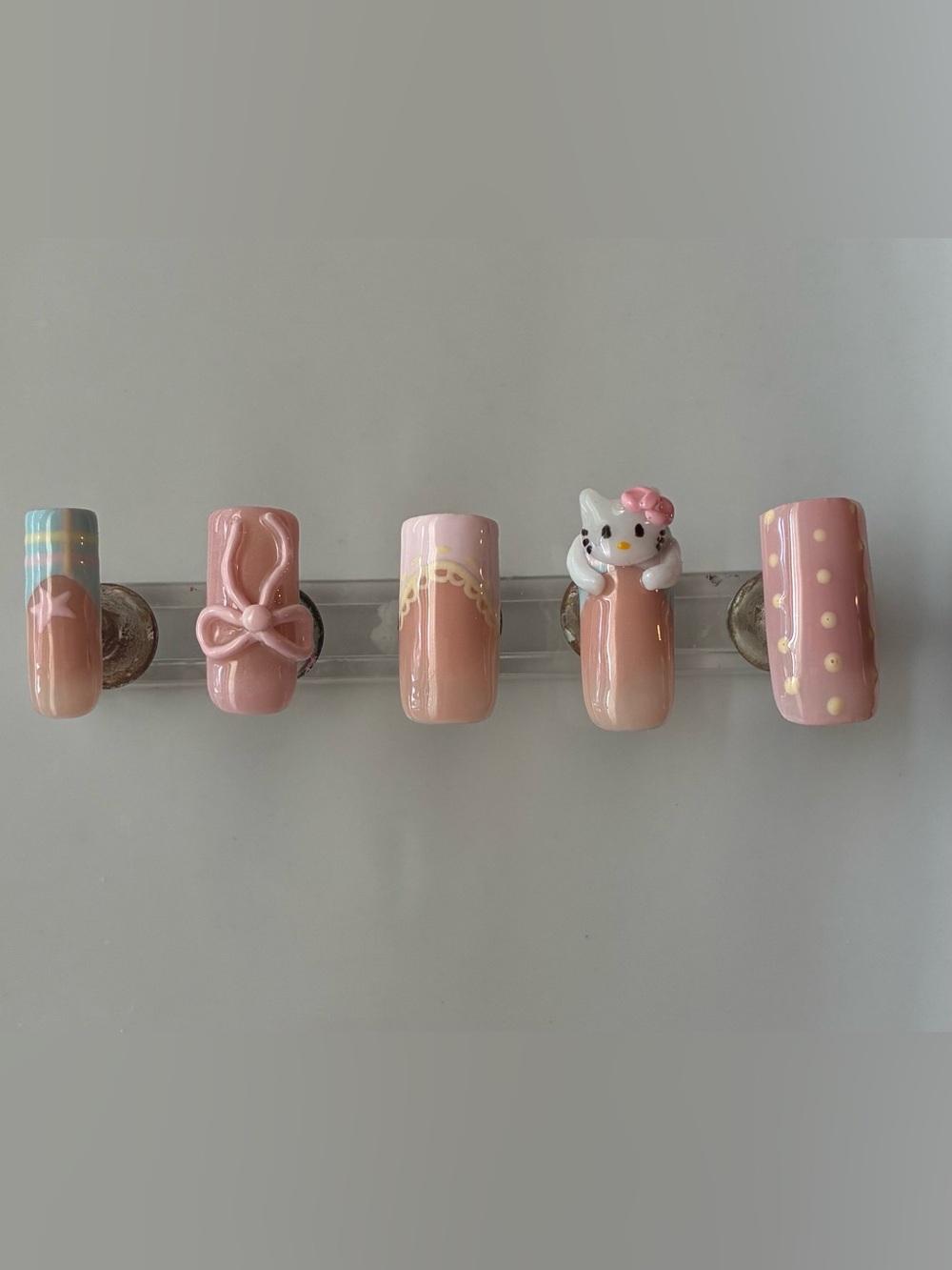 Kawaii Hello Kitty Pink 3D Bow & Character press-on nail set